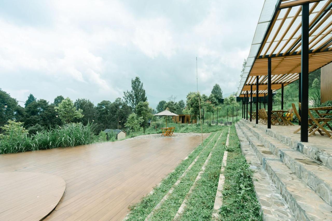 Bobocabin Gunung Mas, Puncak Tagalbato Exterior photo
